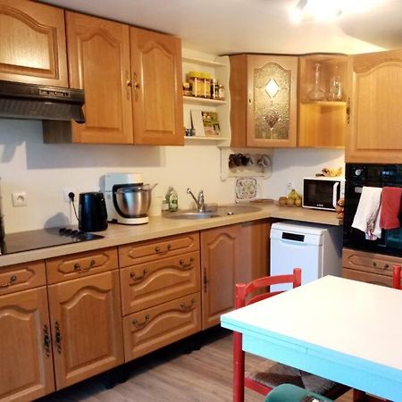 Chalet Pour Deux Personnes Saint-Pierre-du-Lorouër Exterior foto